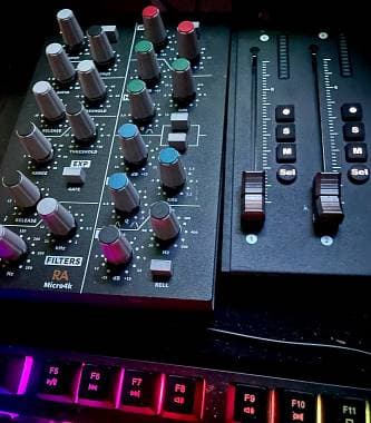 ROCKSOLID AUDIO- MICRO 4k