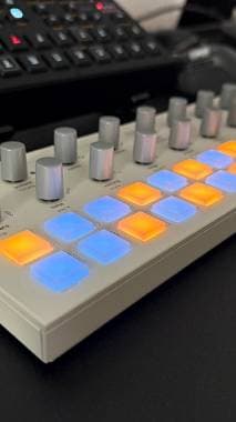 Torso T1 Bianco (Limited) Sequencer algoritmico + cover e case