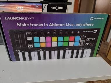 Novation Launchkey mini mk3