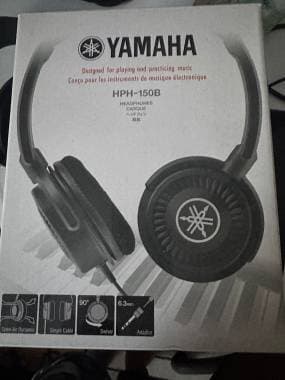 Yamaha HPH-150B