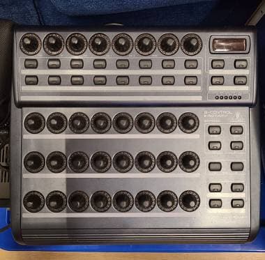 Behringer BCR 2000