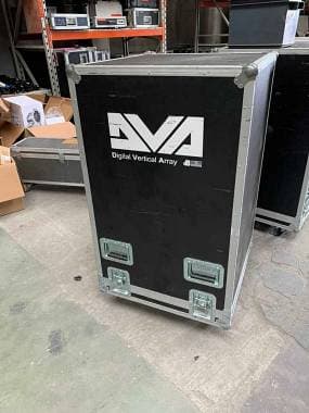 12 x DB Technologies Dva T8 line array