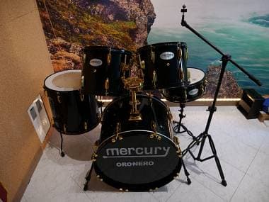 Set batteria Mercury Drum Oro Nero senza piatti