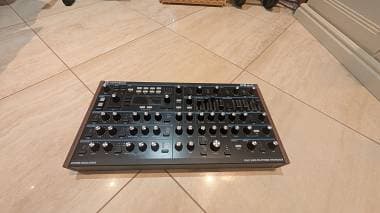 Novation Peak