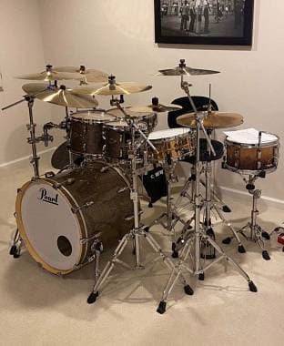 batterista ROMA (Zildjian Pearl Yamaha Meinl Tama)