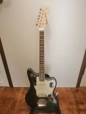 Fender Jaguar MIJ traditional II 60's Fsr Kinko music 2026