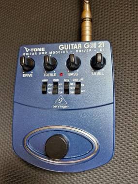 Behringer GDI21 V-Tone Preamplificatore\DI Amp Modeler analogico
