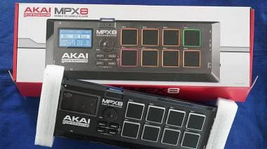 Akai MPX 8