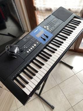 Yamaha PSR-E333 pronta all'uso