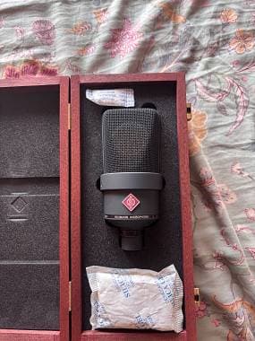 Neumann TLM 103 (RECENTE)