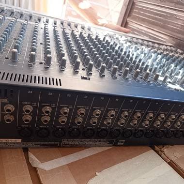 Yamaha MG32 FX14