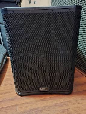 QSC KS118 sub 18 3600 watt