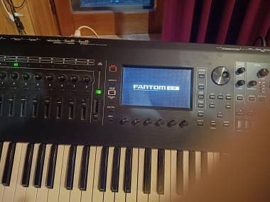 Roland Fantom 8 ex