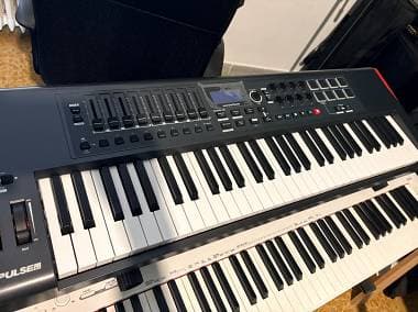 Master Keyboard Novation Impulse 61