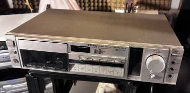 Teac V-80 Stereo Cassette Deck