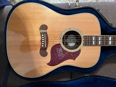 Gibson Songwriter deluxe studio