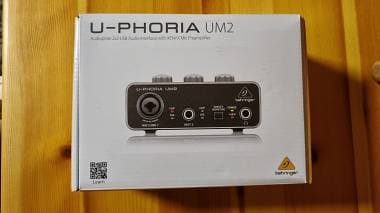 Scheda audio Behringer U-Phoria UM2