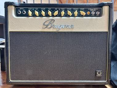Bugera V22 Infinium