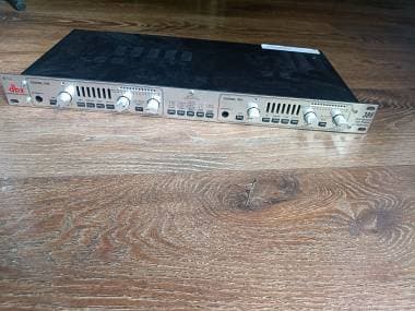 DBX 386 pre valvolare