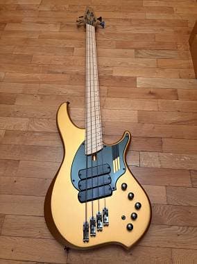 Dingwall Guitars Combustion 4 NG-3 signature