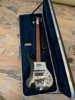 Rickenbaker 5 corde nero