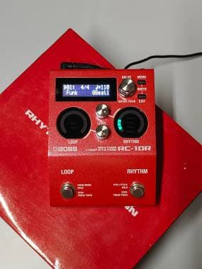 Boss RC 10r looper drum machine