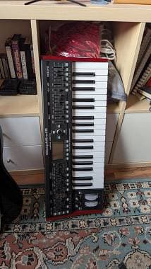 Behringer deepmind 6