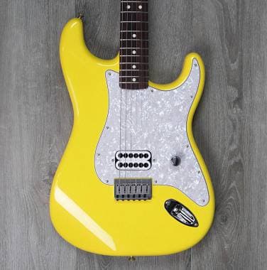 Fender Stratocaster Tom Delonge Graffiti Yellow