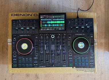Denon dj Prime 4 plus e borsa UDG
