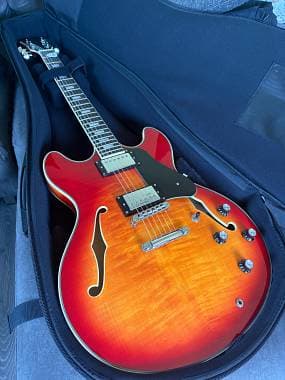 Sire LARRY CARLTON H7 Cherry Sunburst