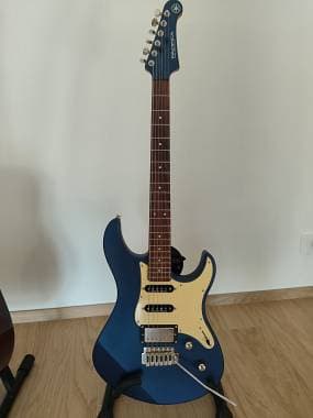 Yamaha Pacifica 612VII strato