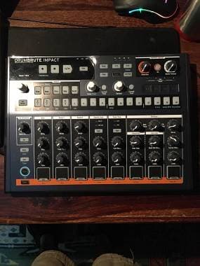 Vendo Arturia Arturia Drumbrute Impact