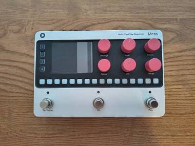 POLYEND MESS MULTI EFFECT STEP SEQUENCER