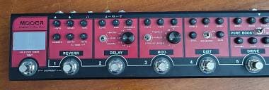 Mooer Red truck