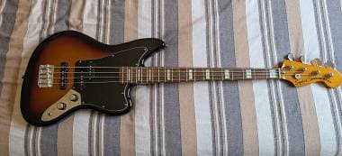 Squier by Fender Jaguar CV 60