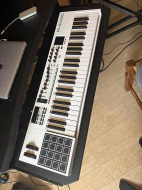 M Audio Code 49
