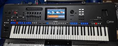 Yamaha Genos,Borsa, iTech Video USB + Cavi,40 pack, Pedale,Vetro Display,FULL
