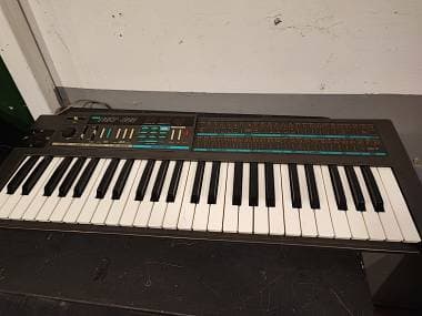 Korg Poly 800