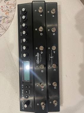Atomic Amps Amolifire12