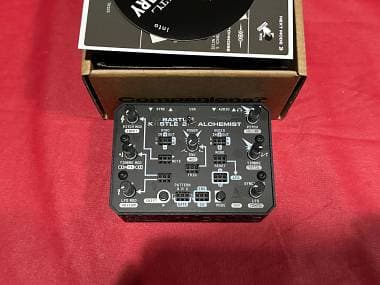 Bastl Kastle 2 Alchemist sintetizzatore ibrido semi-modulare drone ambient noise