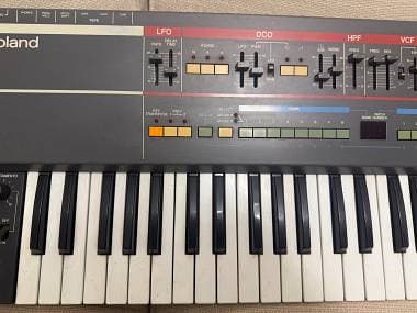 Roland Juno 106