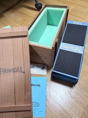 Chicago Iron Works Tycobrahe 2010s - Blue wah wah wha parapedal in box legno
