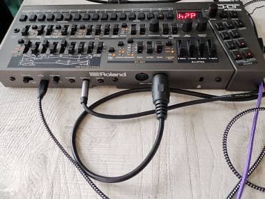 Roland JD-08