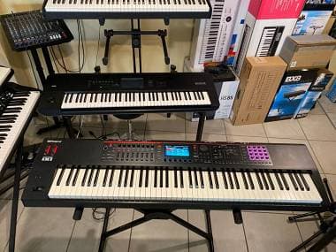 Roland Fantom 08 WORKSTATION 88 TASTI PESATI - GARANZIA 12 MESI - SPED. GRATIS