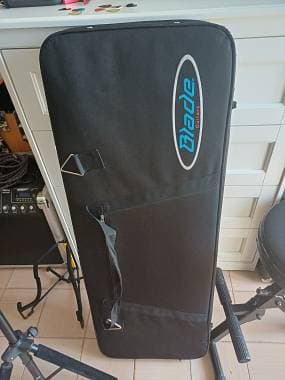 Blade custodia semirigida stratocaster