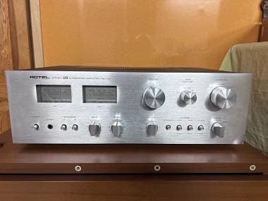 Rotel RA-714 Amplificatore Integrato Stereo Hi-Fi Vintage con VU Meter