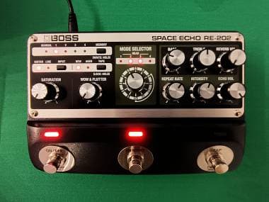 Boss RE-202 space echo
