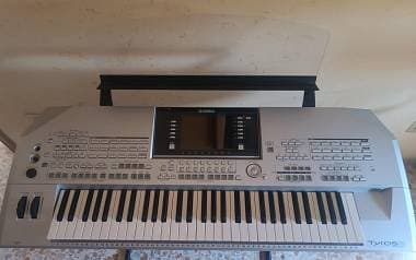 Yamaha Tyros 2