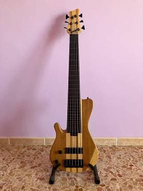 BASSO MANCINO FRETLESS 6 CORDE