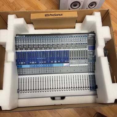 Presonus STUDIOLIVE 32.4.2 AI (ESPOSIZIONE)